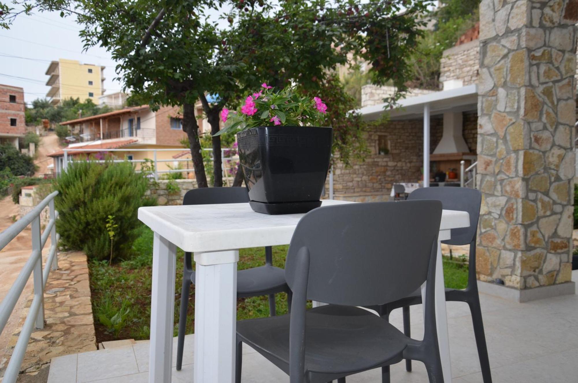 Harmonia Guest House 2 Himare Ngoại thất bức ảnh