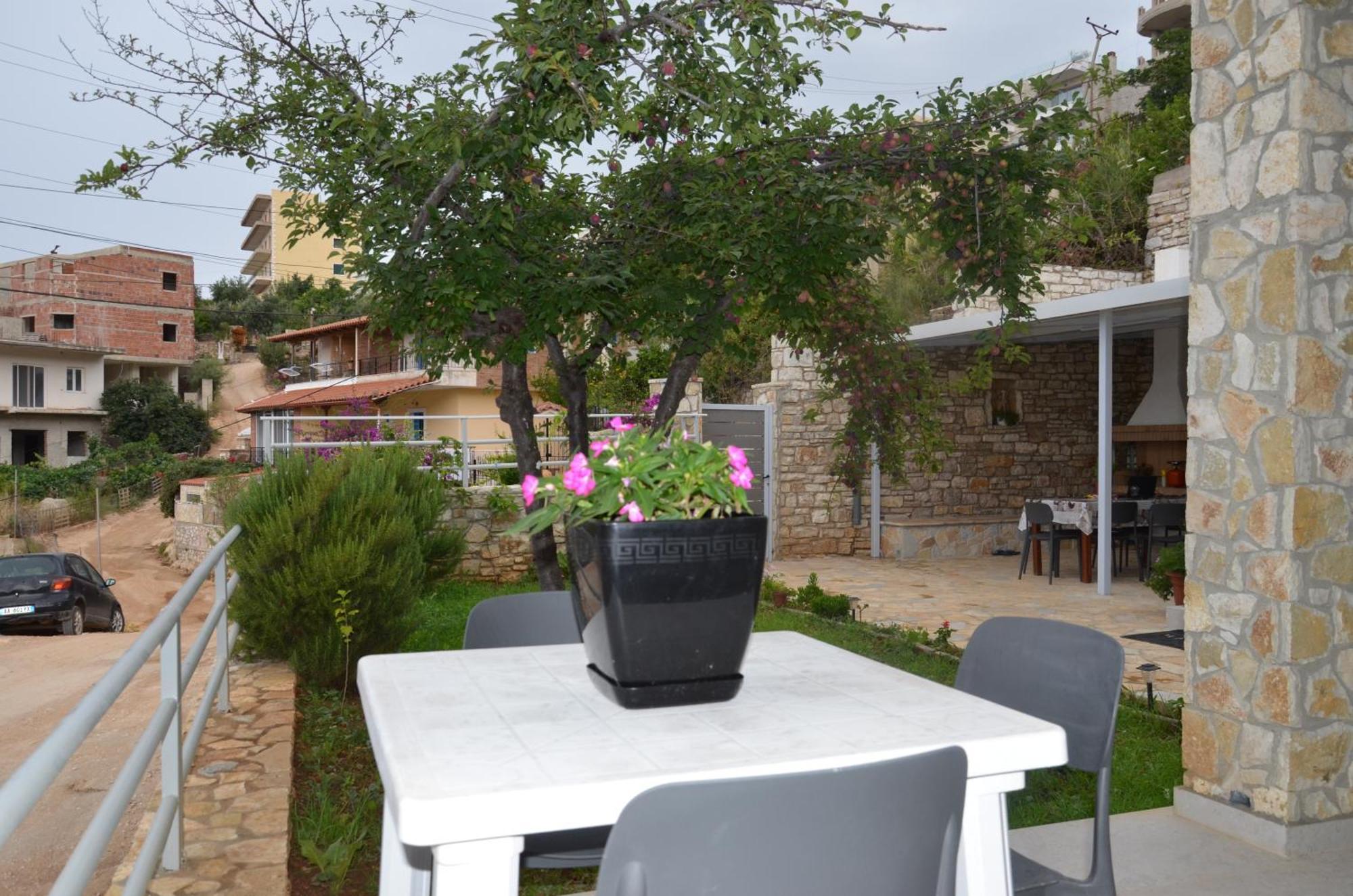 Harmonia Guest House 2 Himare Ngoại thất bức ảnh